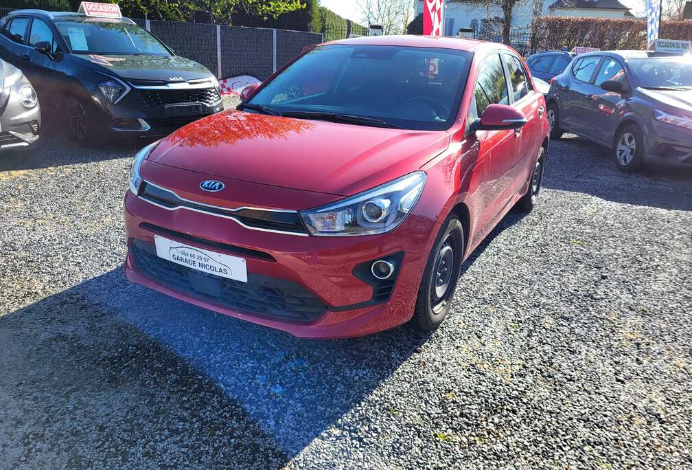Kia 1400 Cc / 76700 Km / 2021