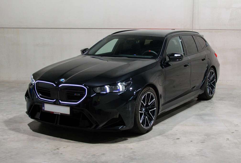 BMW FULL OPT / FULL PPF / TRKHAAK / PANO / B&W / M DRIVER PACKAGE / COMF PACK / DRIVING + PARK ASS PROF / M COMPOUND BLACK
