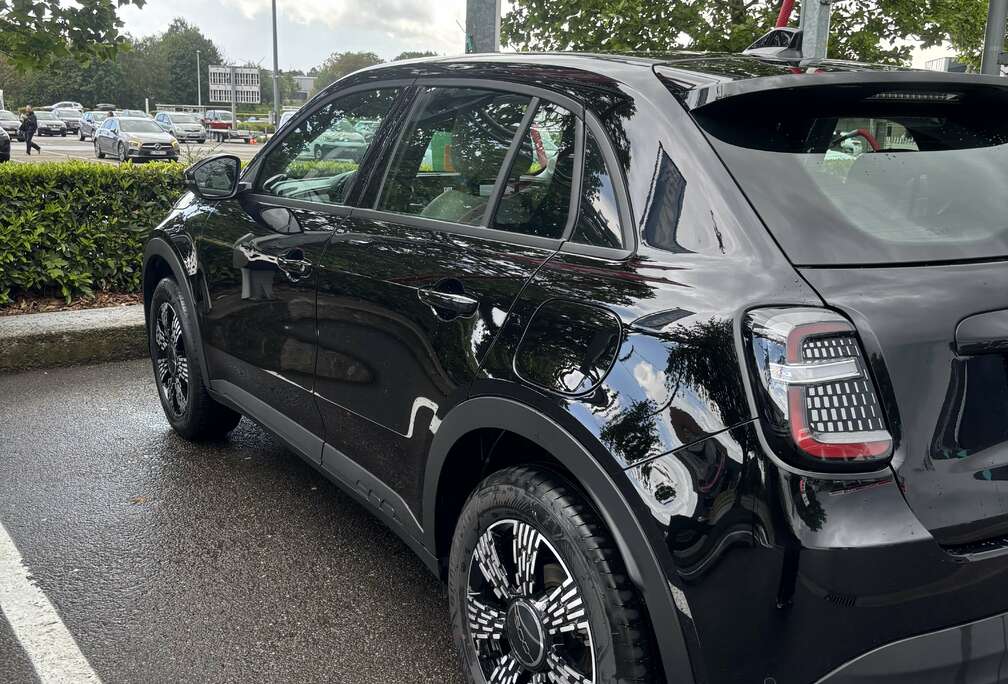 Fiat 1.2 Hybrid La Prima DCT