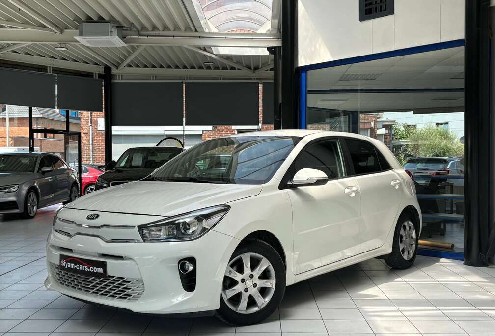 Kia Rio 1.4 CRDi *GPS * CAMERA * CARPLAY * JANTES *