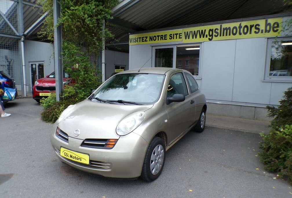 Nissan 1.2 65cv 3 portes beige 02/04 Airco Radio CD