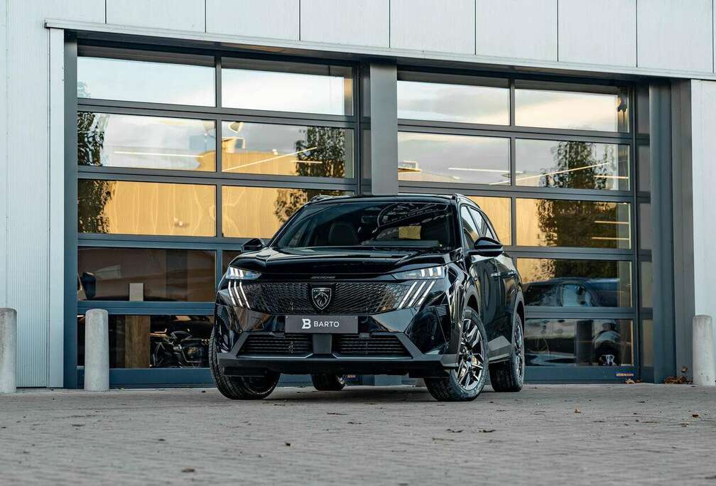 Peugeot GT  Directiew.  7-zit  Camera  Alcantara  ...