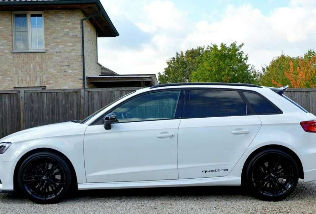 Audi S3 S-Tronic Quattro\