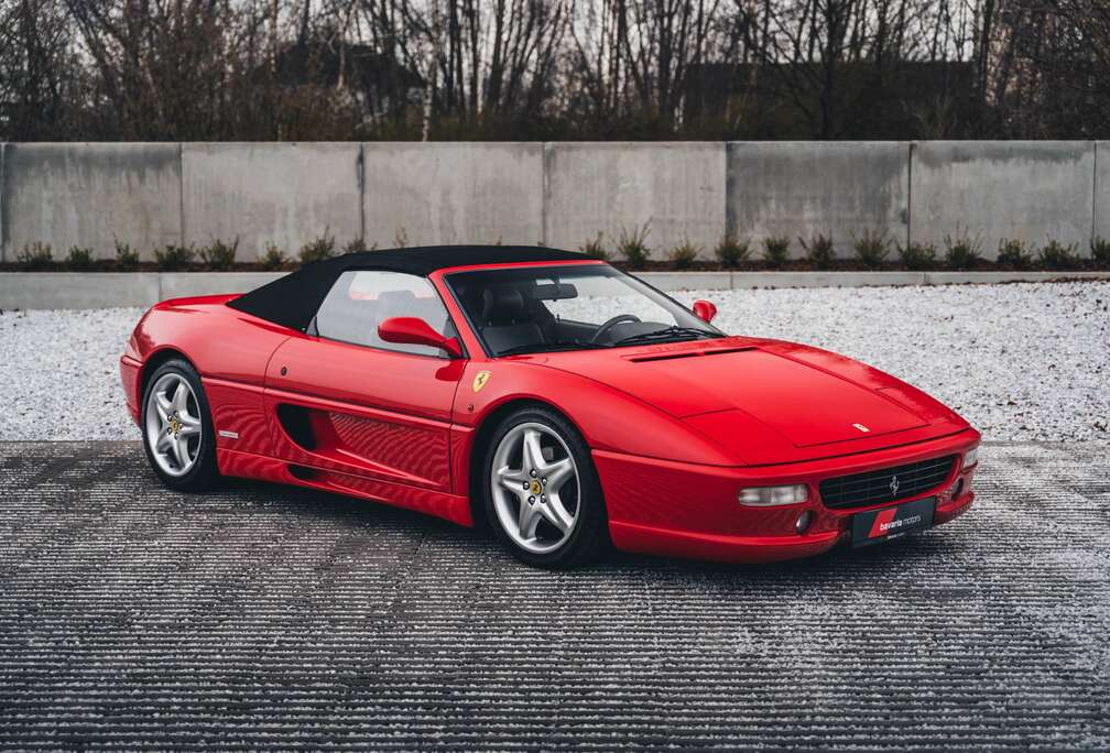 Ferrari Spider / Rosso Corsa / Manual / Original Paint