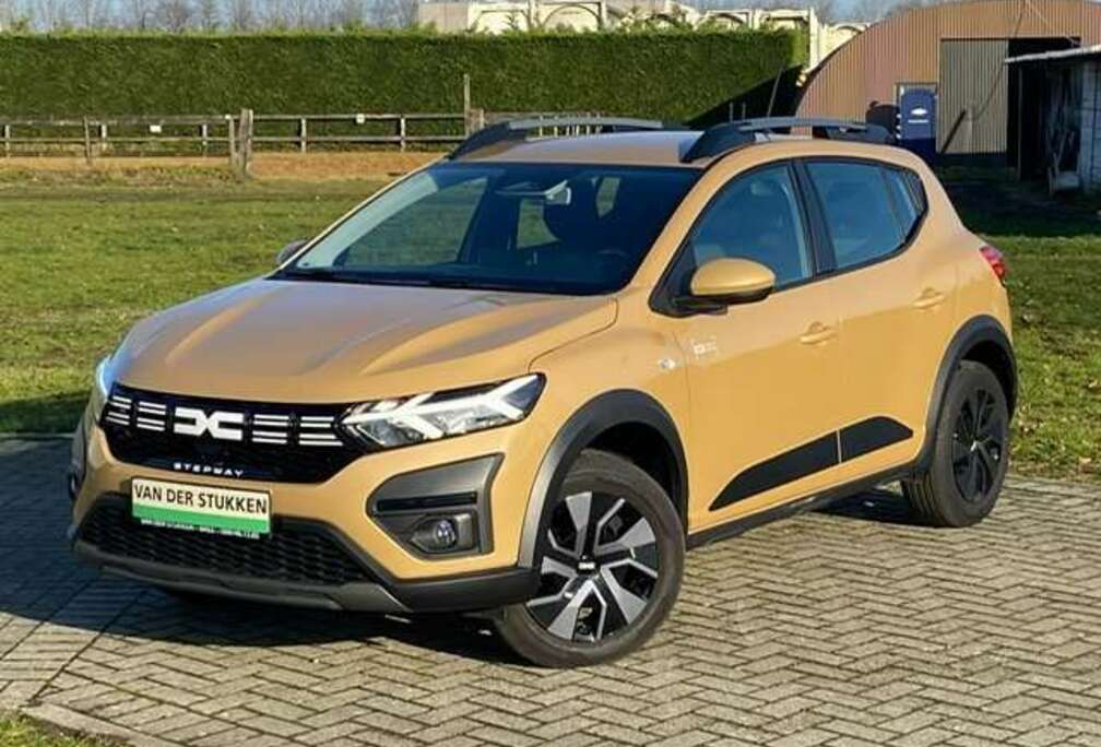 Dacia Sandero Stepway TCe 90 CVT Expression