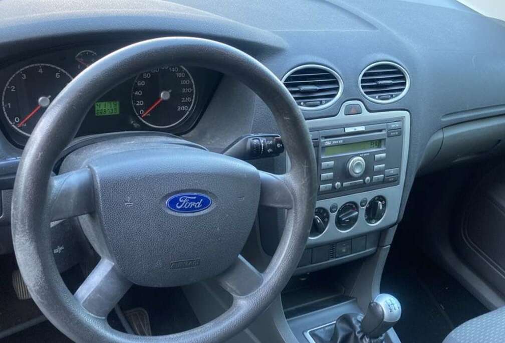 Ford 1.6i 16v Trend