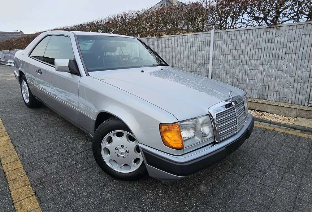 Mercedes-Benz 230CE  coupé Automaat 10/1991