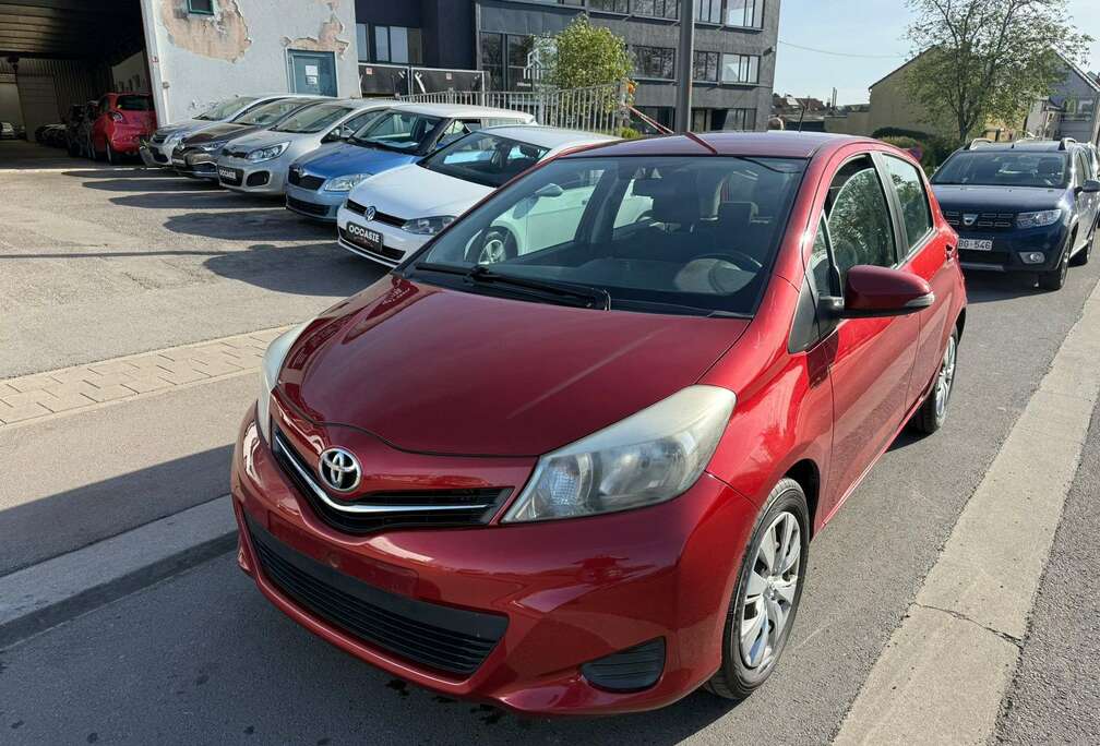 Toyota Yaris 1.0i VVT-i Active**12M GARANTIE**