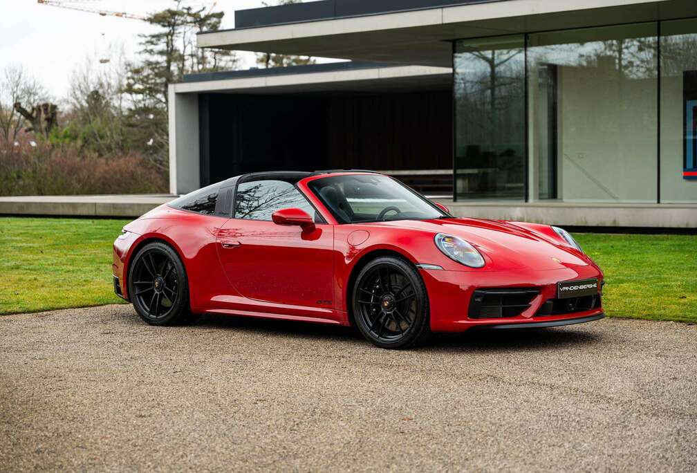 Porsche .1 TARGA 4 GTS/REAR AXLE STEERING/PDCC/MATRIX/LIFT