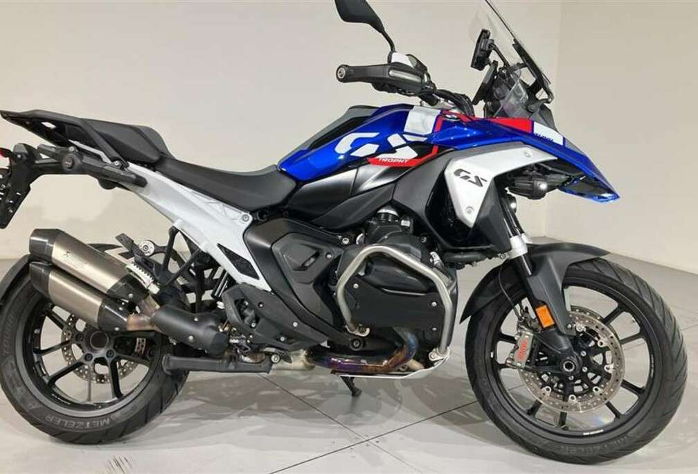 BMW 0