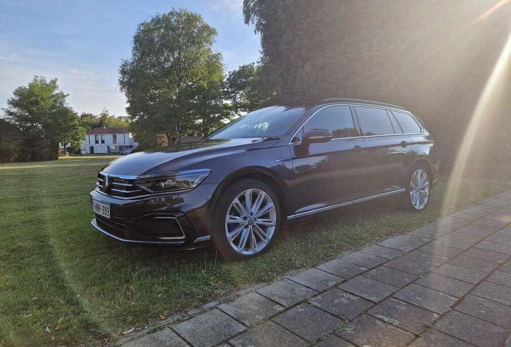 Volkswagen GTE 1.4 eHybrid PHEV DSG (160 kW)