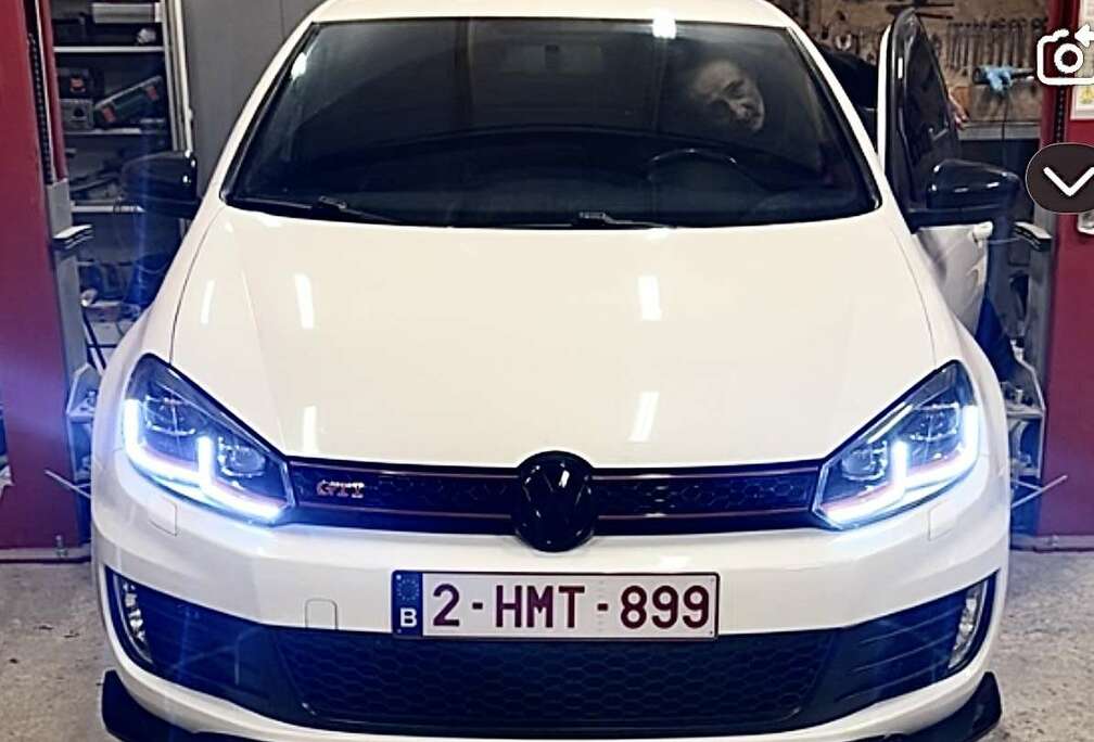 Volkswagen 1.6 CR TDi Highline DPF