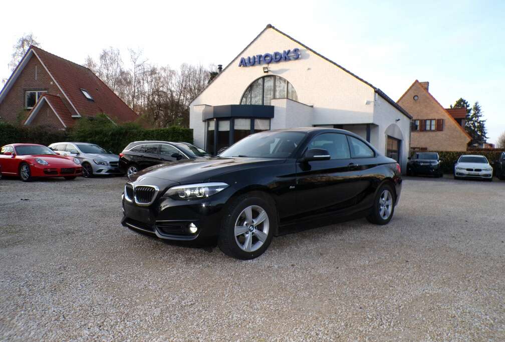 BMW Coupé 220iA SPORTLINE 185pk AUTOMAAT