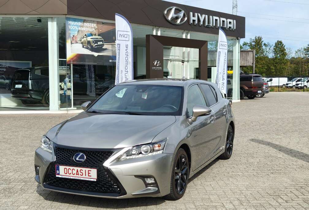 Lexus Shadow Edition *Hybride *Automaat *Alcantara
