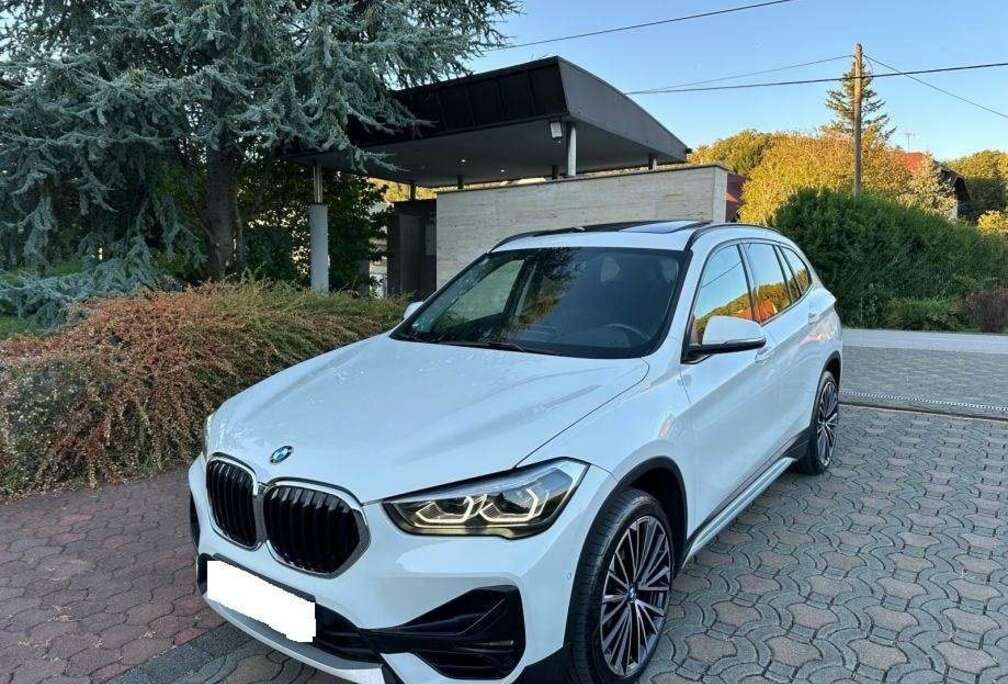 BMW X1 2.0i xDrive28