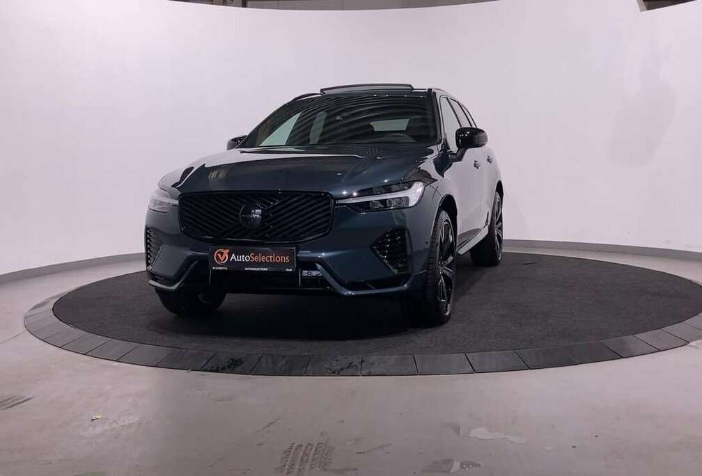 Volvo B5 AWd Black Edition Pl. Panodak/HUD/MY26