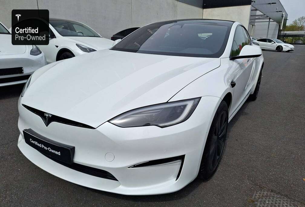 Tesla Long Range AWD/Certified Pre owned