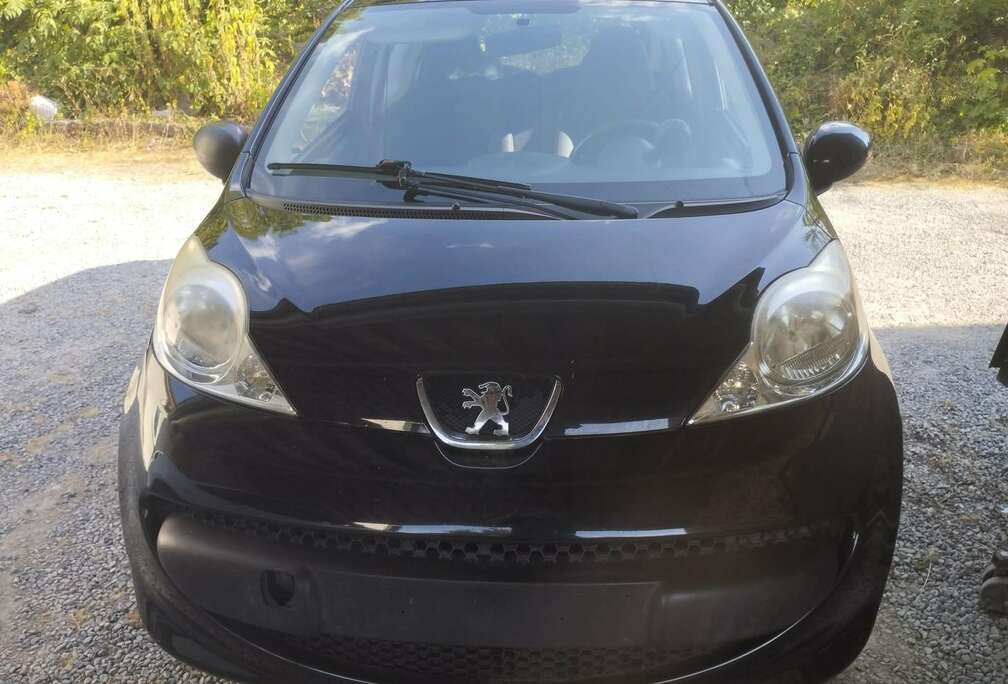Peugeot 107 1.0i Trendy