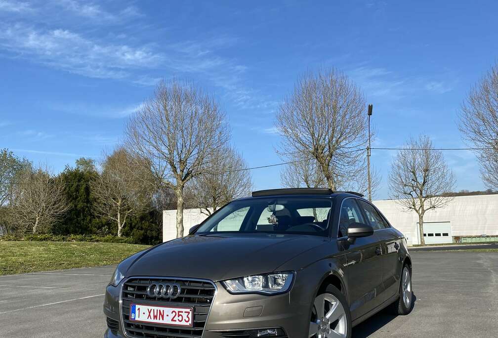 Audi Sedan 1.6 TDi 2x S-line