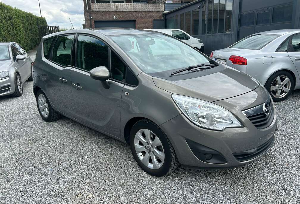 Opel Meriva 1.4i Cosmo