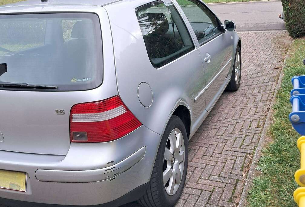 Volkswagen 1.6i 16v Base