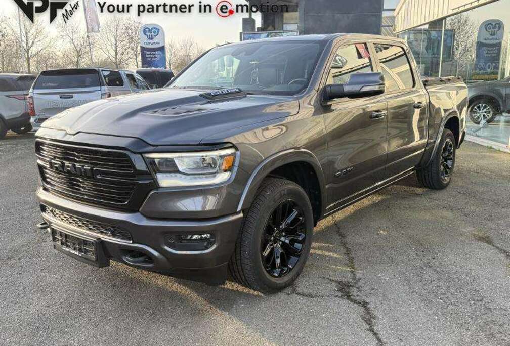 Dodge Laramie Night LPG/Cover/5.7