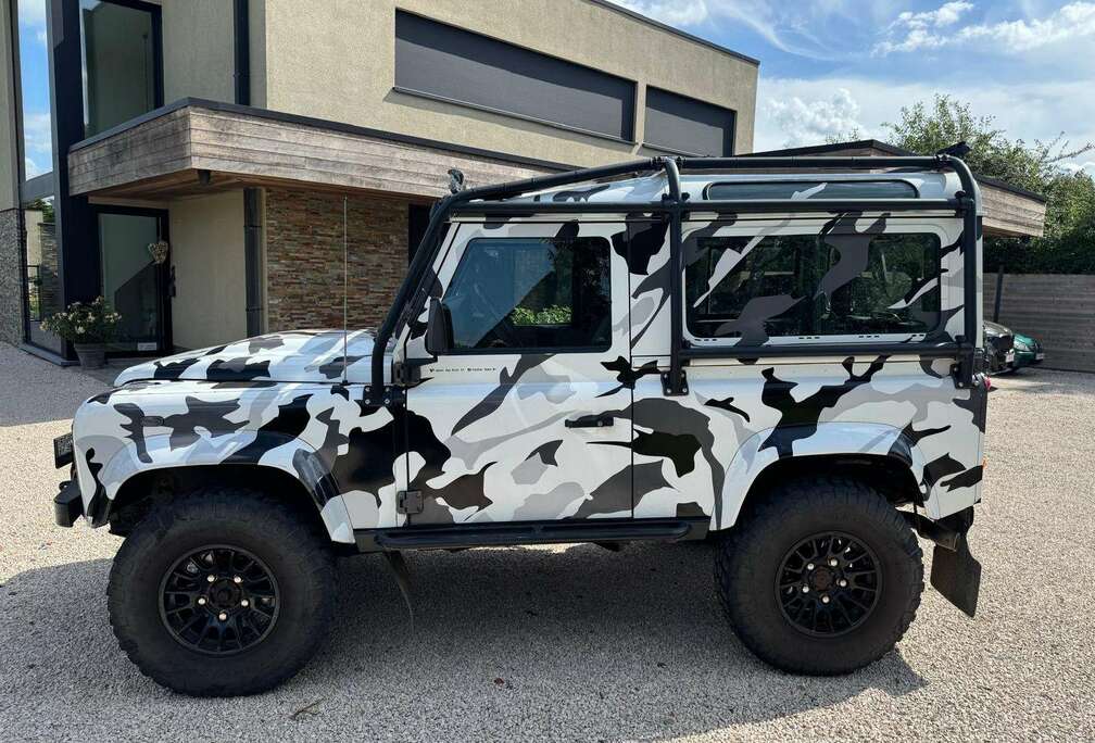 Land Rover Defender 90 DPF Station Wagon SE