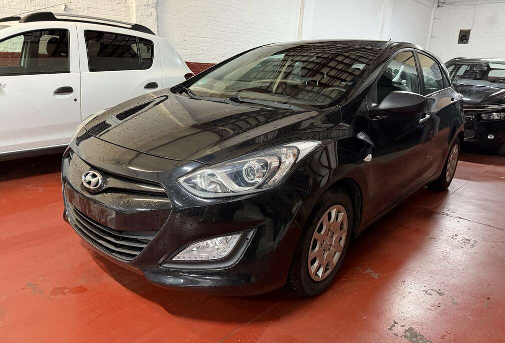 Hyundai i30 1.4i Airco