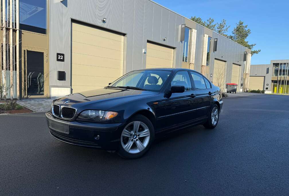 BMW Touring 318iA Exclusive Line