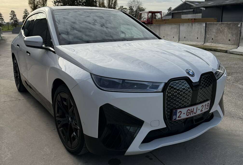 BMW 76.6 kWh xDrive40 Full Option
