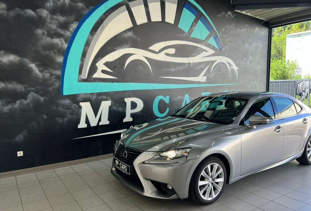 Lexus IS 300h 2.5i Business E-CVT