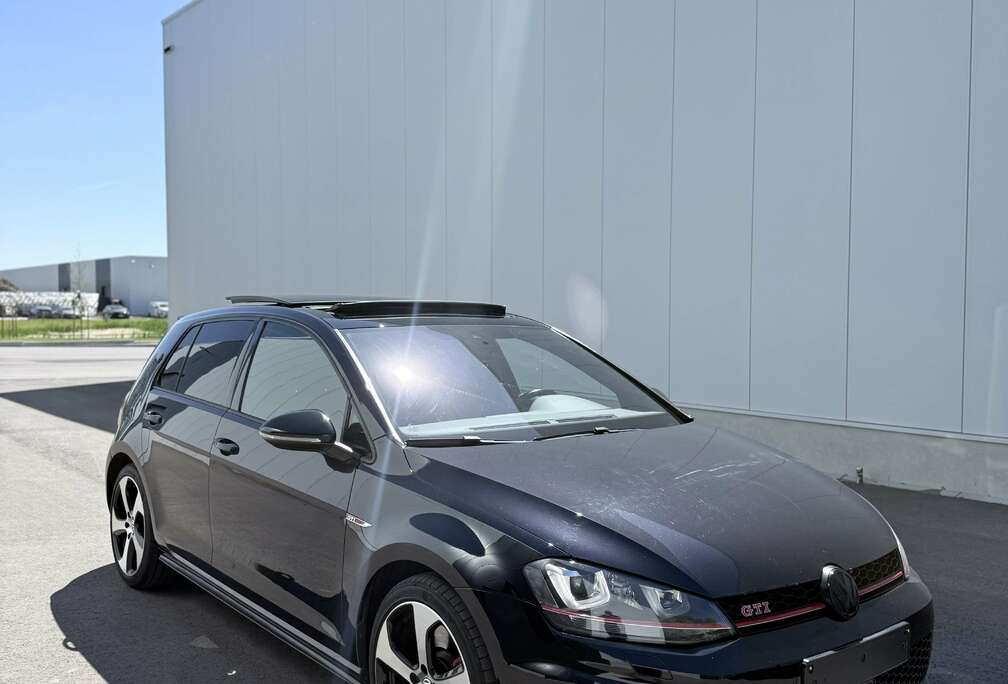 Volkswagen 2.0 TSI Performance DSG