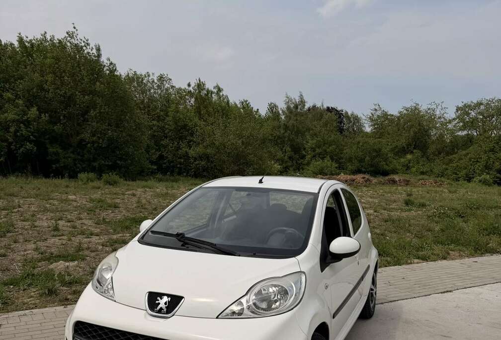 Peugeot 1.0e 12V 68ch BLUE LION 2-Tronic Urban Move