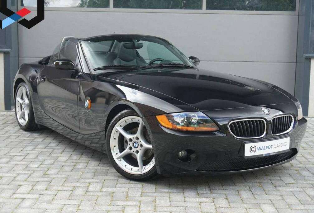 BMW Z4 2.2i  43.000Km TOPSTAAT