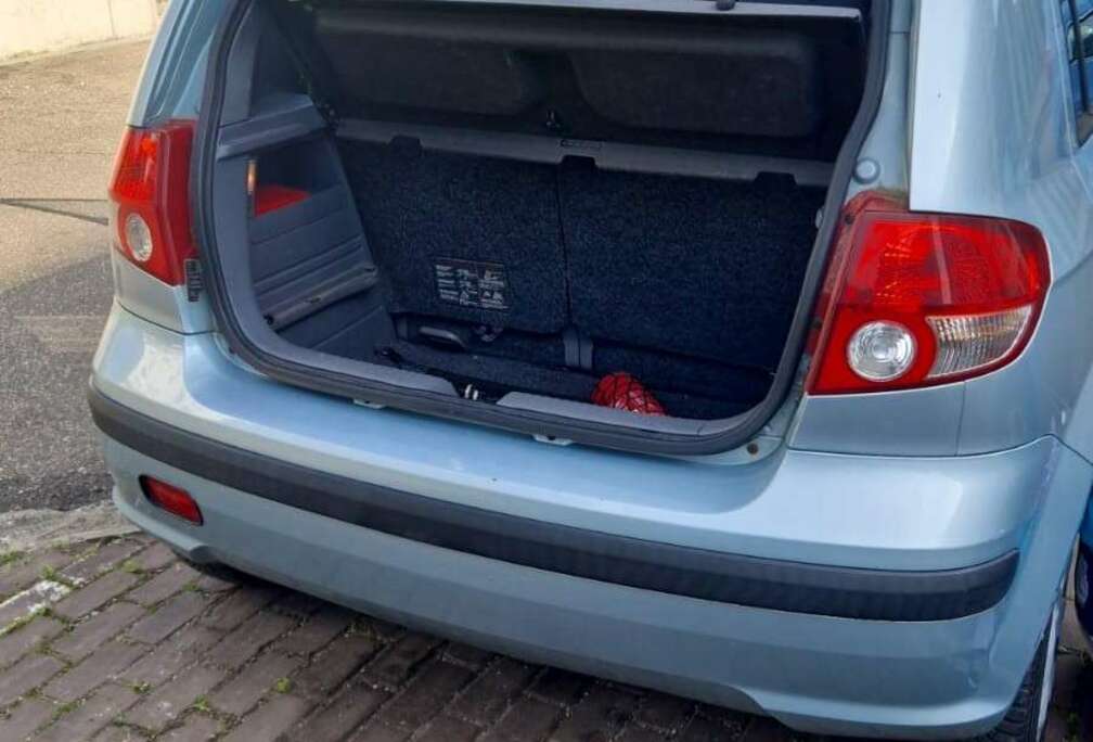Hyundai 1.1i 12v GLi