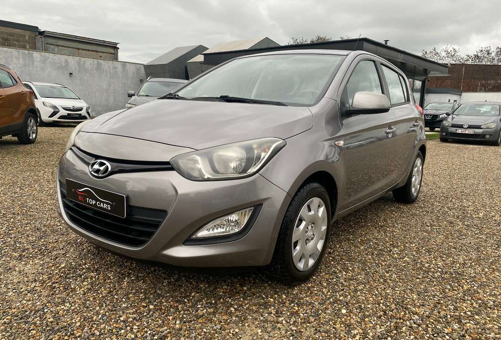 Hyundai i20 1.2i Comfort ** 12 Mois De Garantie **