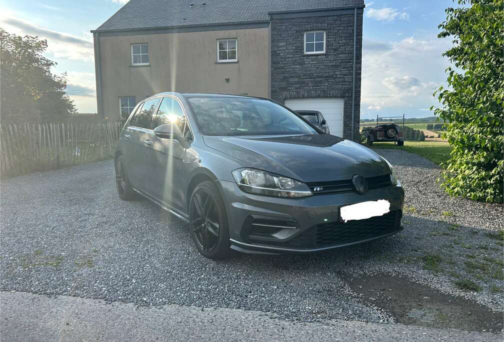 Volkswagen Golf 1.0 TSI Join R-line
