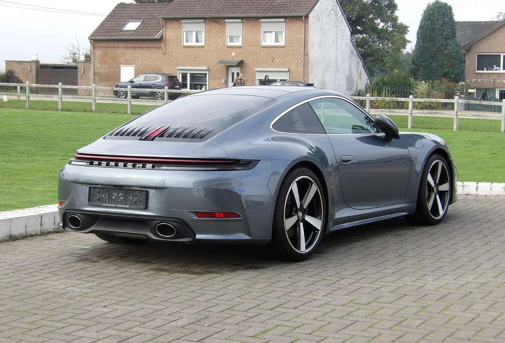 Porsche 911 Carrera PDK sportdesign lift