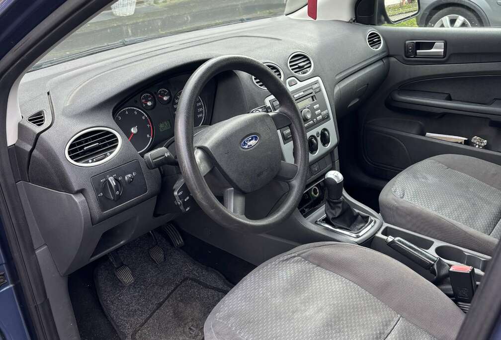 Ford 1.6i 16v Trend
