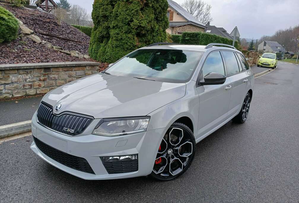 Skoda Octavia Combi 2.0 TSI DSG RS 230