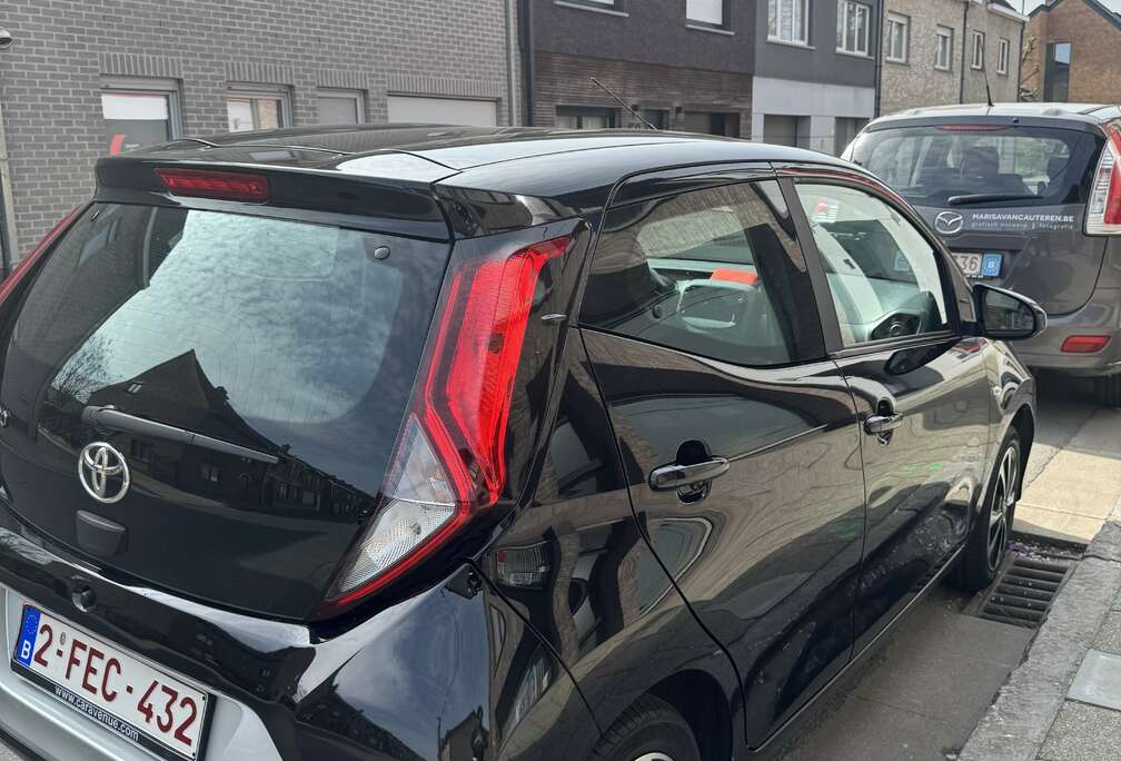 Toyota TOYOTA AYGO 2021 GARANTIE , CARPLAY , CAMERA ,