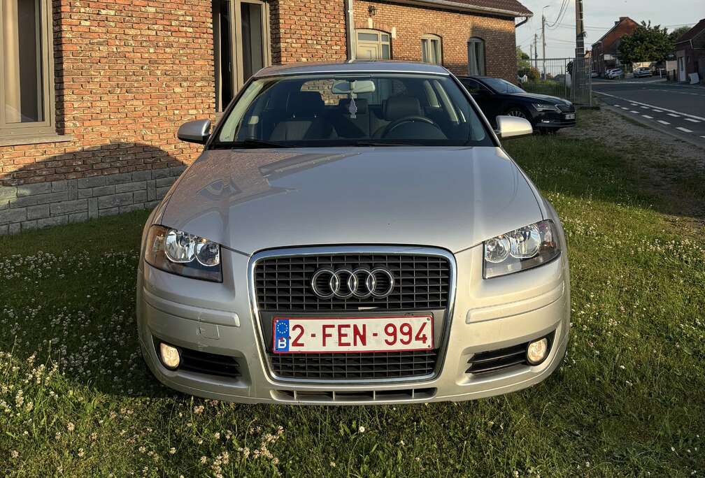 Audi [RESERVÉ] PRET  IMAT - Audi A3 8P - 1.6 MPI BSE