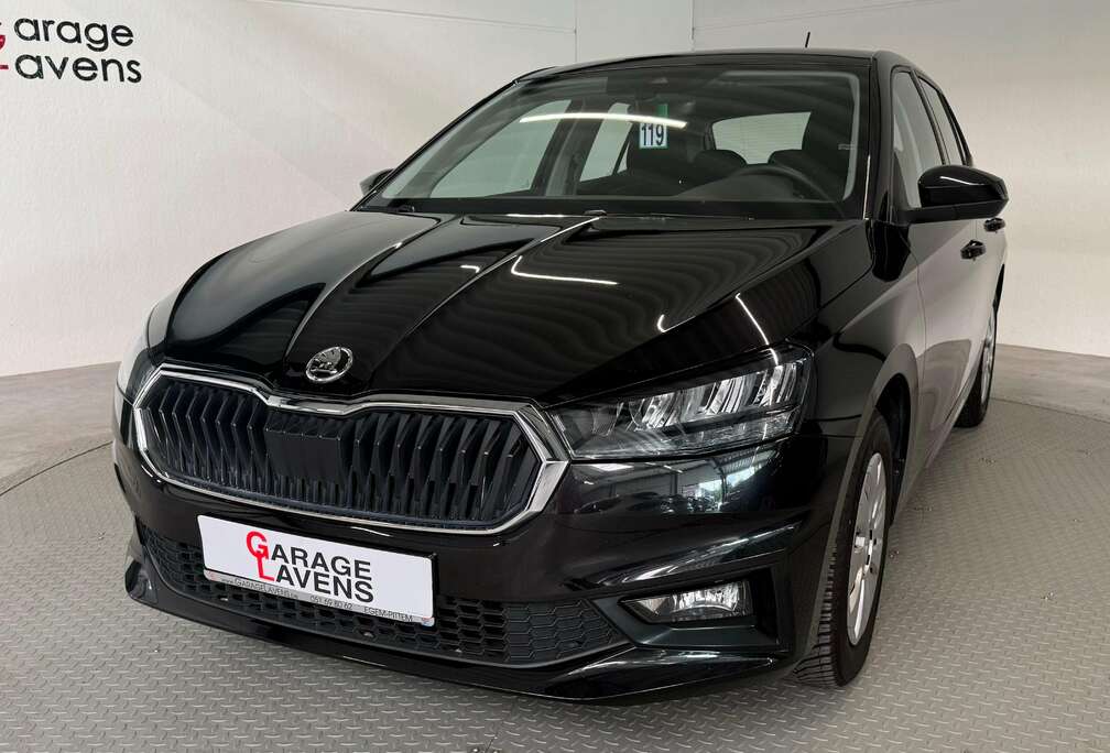 Skoda Fabia 1.0i Selection CARPLAY PDC DIG. COMBI