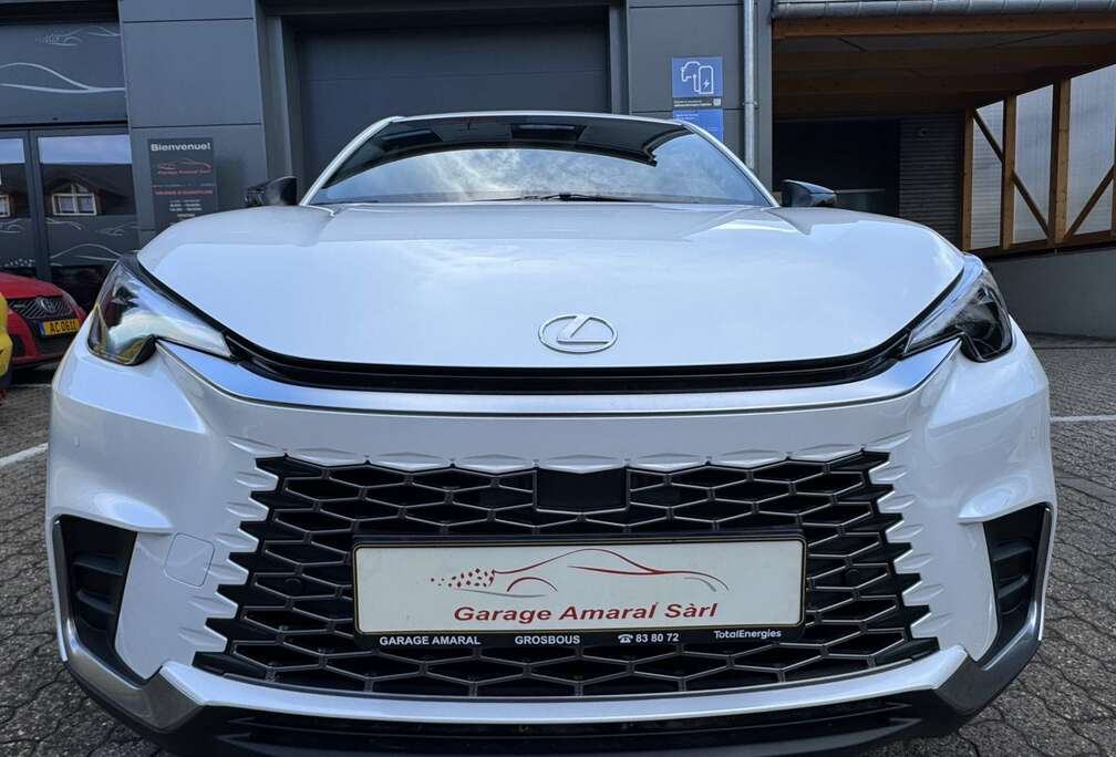 Lexus ELEGANT BLACK EDITION