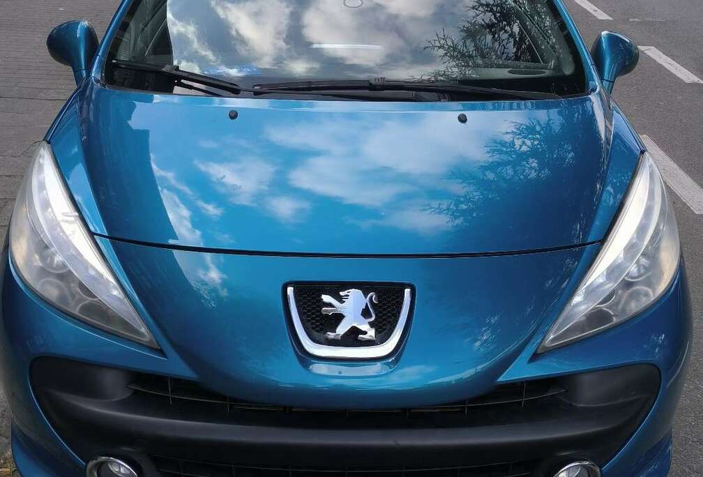 Peugeot CC 120 VTi Sport