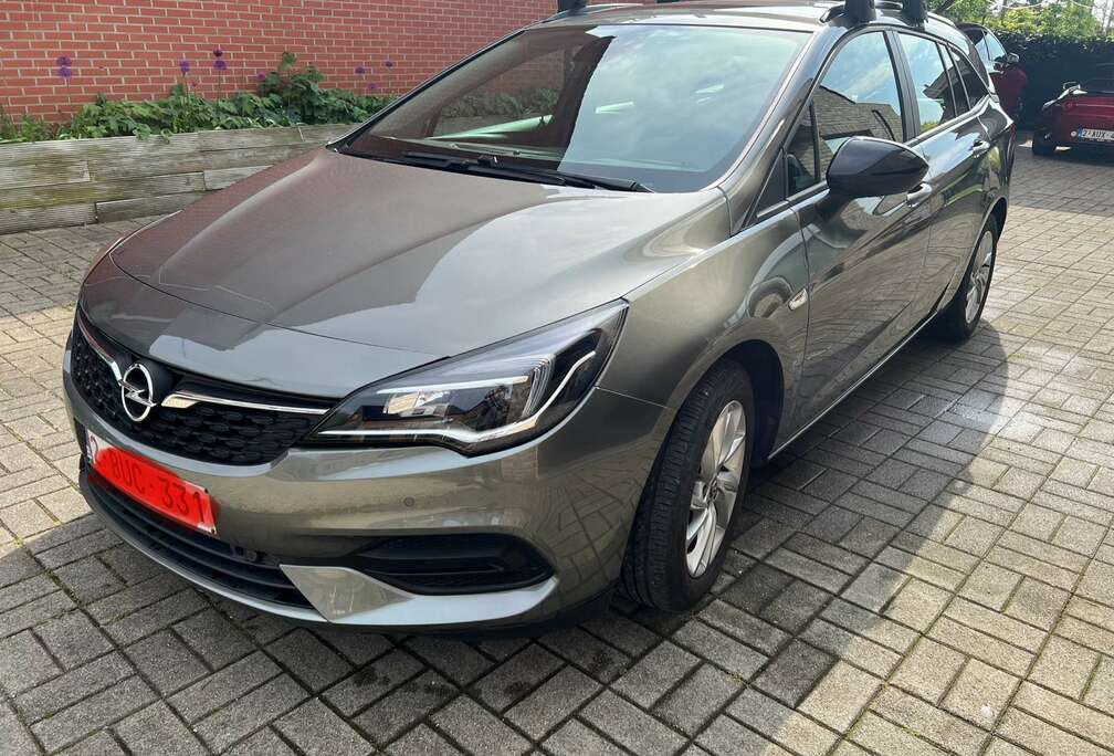 Opel Sports Tourer 1.2 Turbo Edition