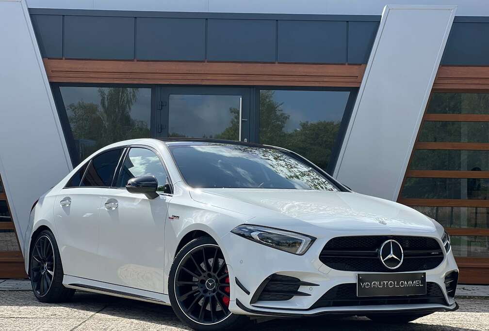 Mercedes-Benz 4Matic - PANODAK/BURMESTER/LED/MASSAGE/GARANTIE