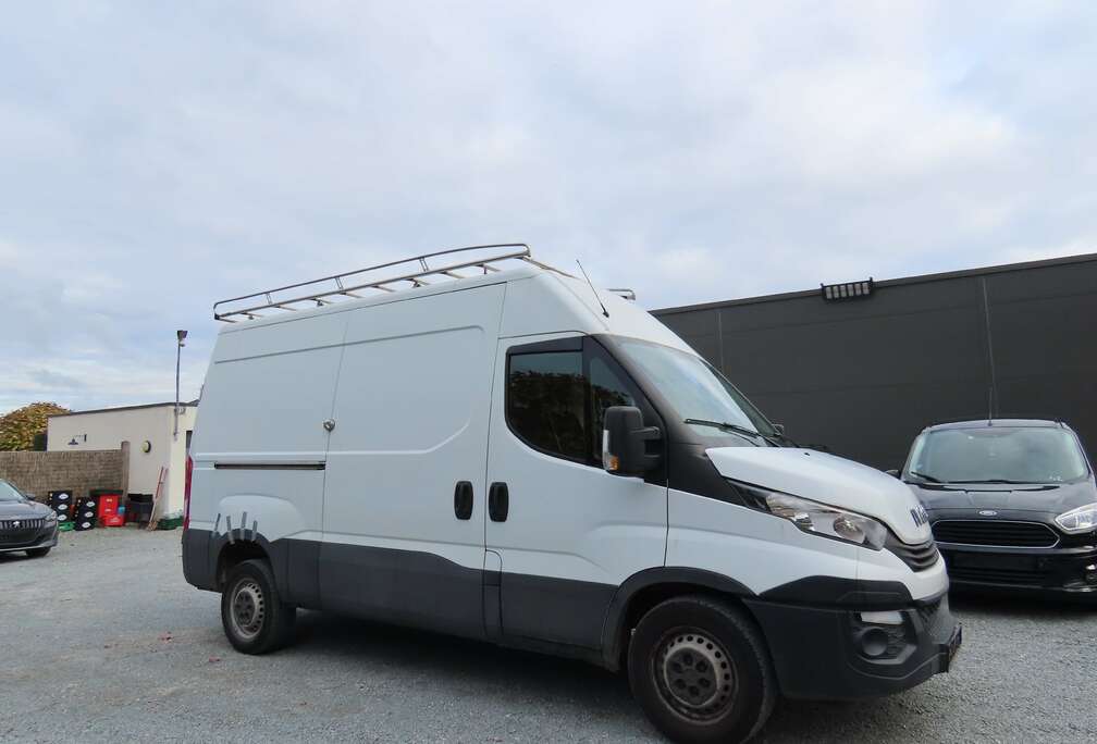 Iveco 35 C 12 V  8900eur+BTW/TVA