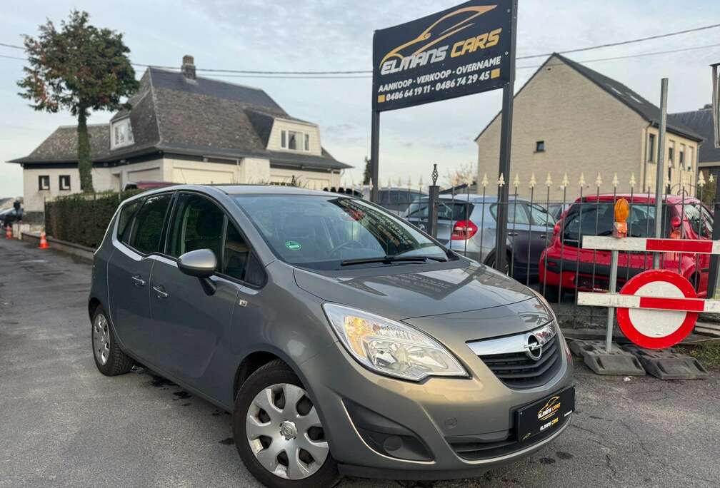 Opel 1.4i ecoFLEX // Navi // Airco // 1ier Propriétair