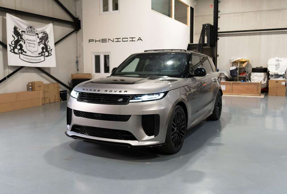 Land Rover 4.4 P635 SV  Edition One  CARBON